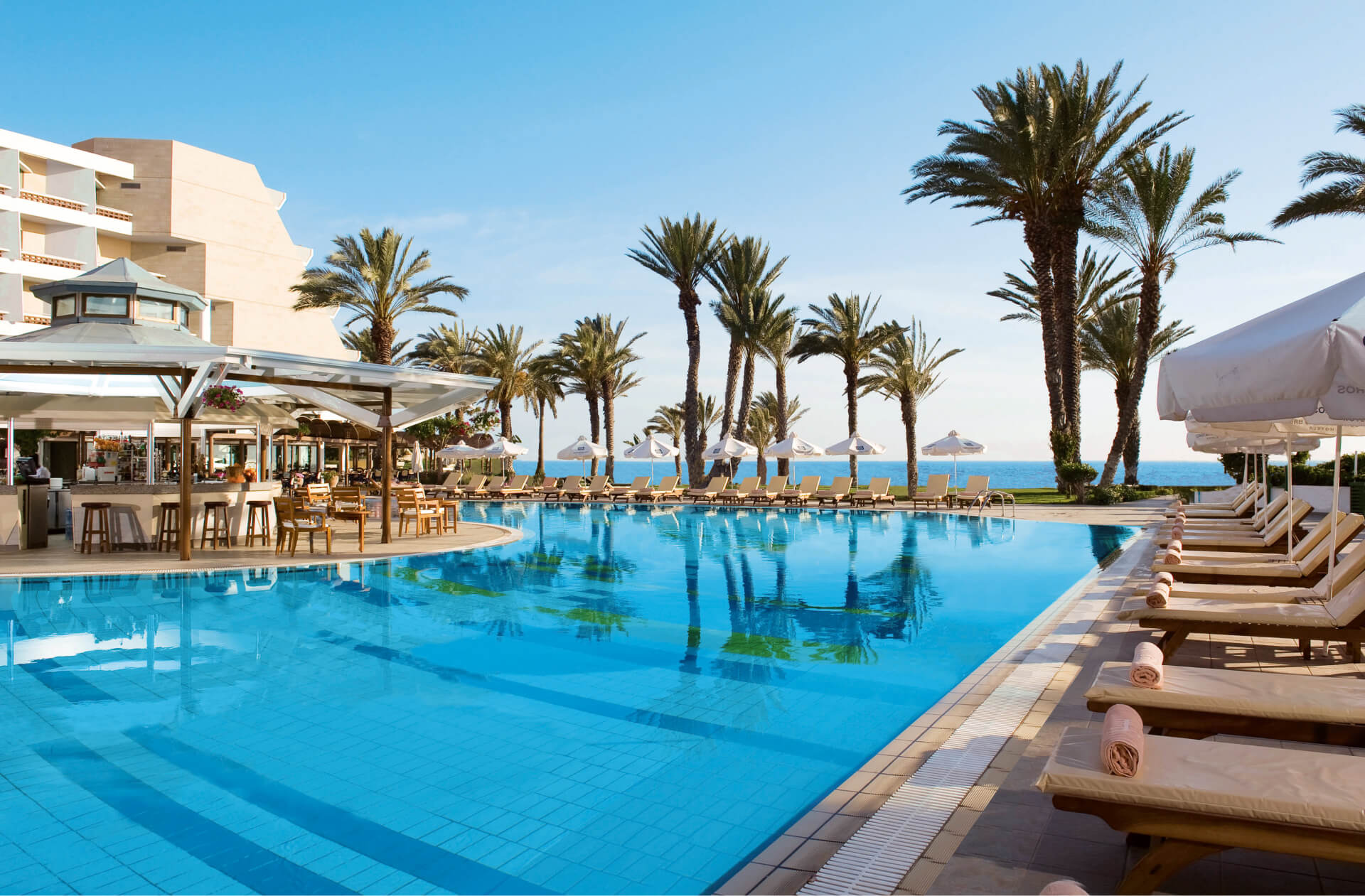 TUI BLUE Pioneer Beach Hotel, Cyprus Holiday Hypermarket